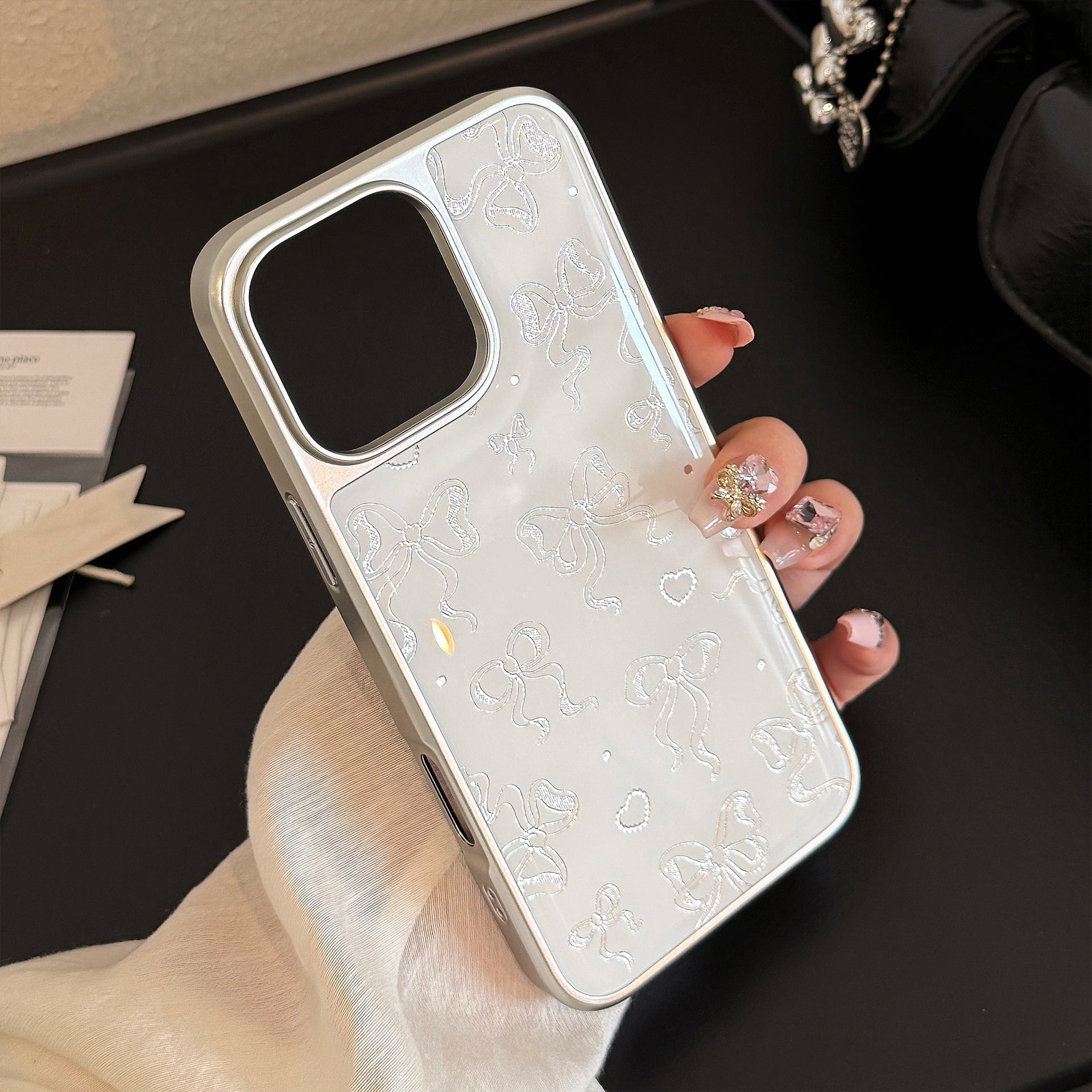 Gilt Apple 16promax mobile phone case iphone15 pearl bow 13 electroplating 17 for Huawei P70